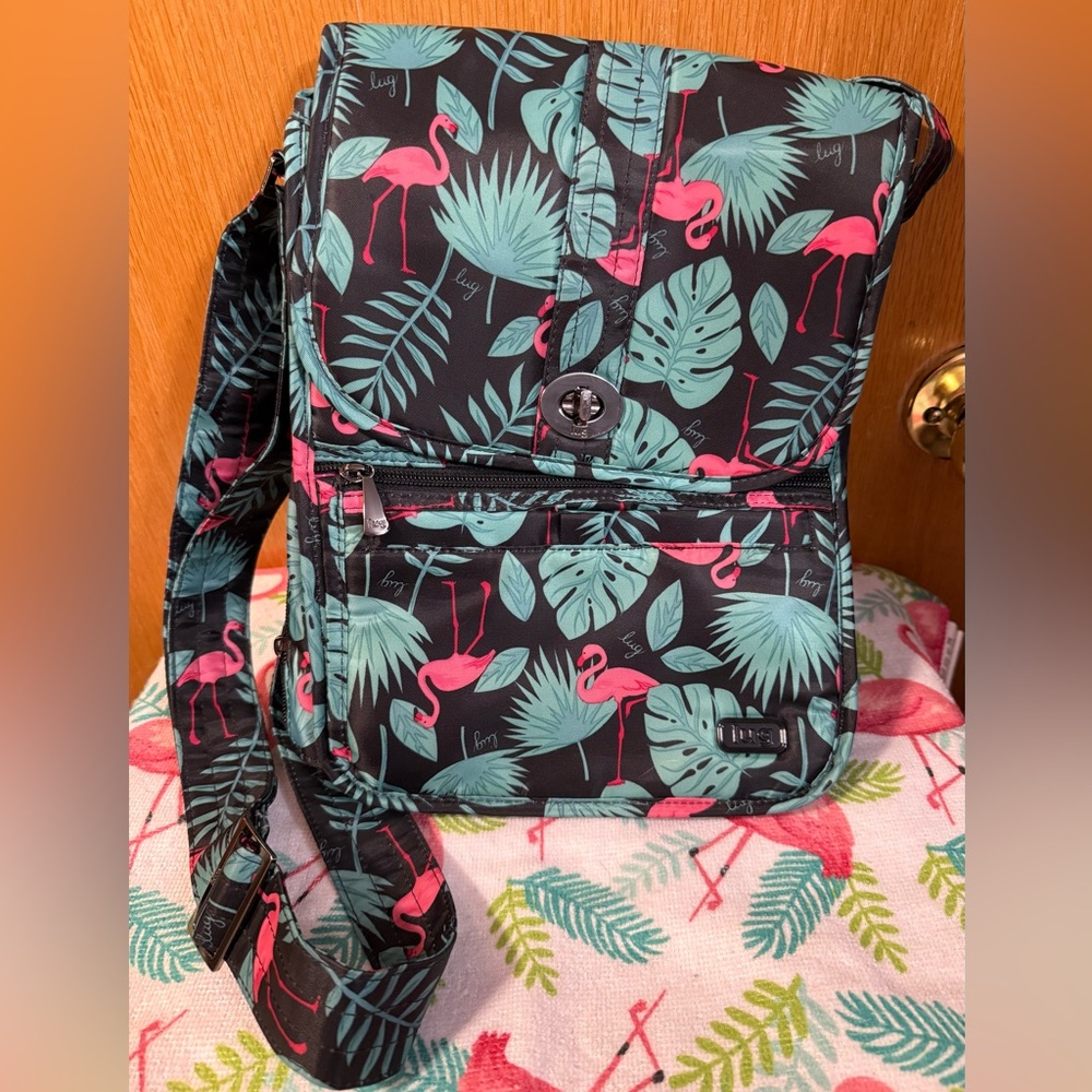 Lug Moped Flamingo Black Bag